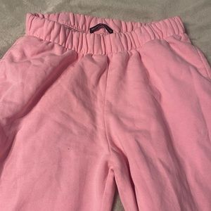 Brandy Melville (MUST GO)